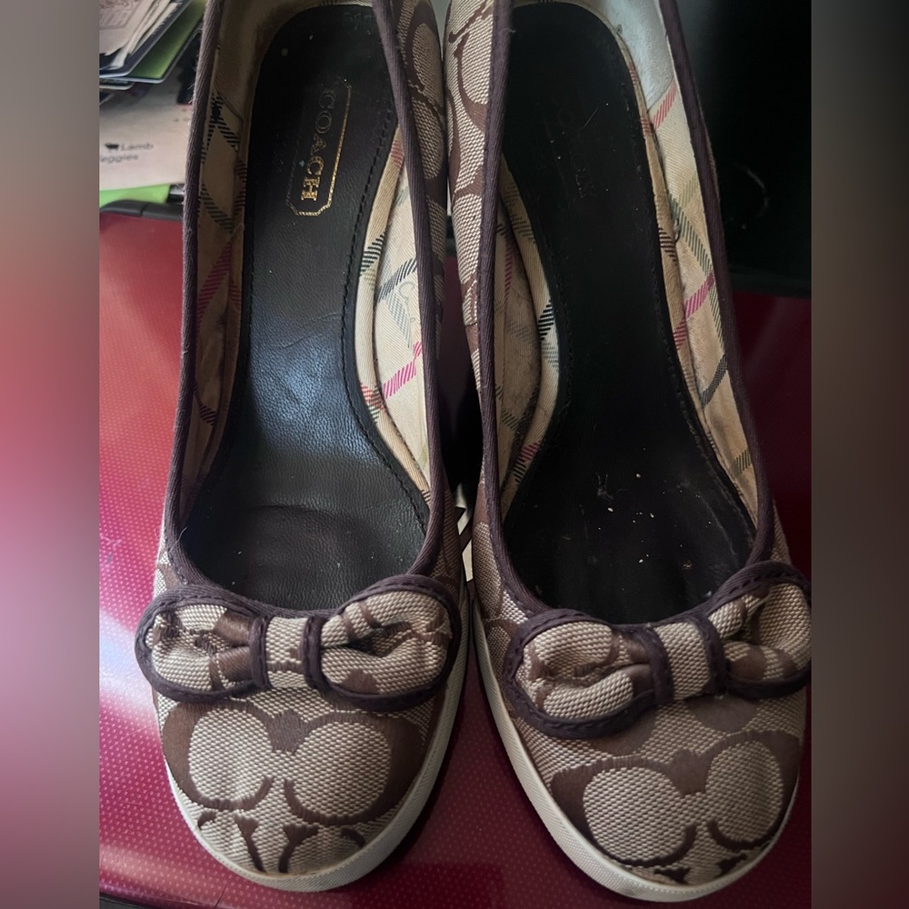 😍COACH WEDGES😍